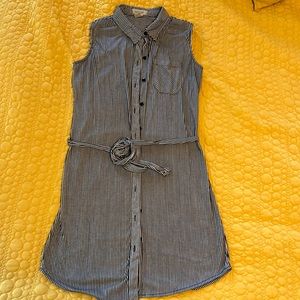 Passport brand size small shirt dress, navy blue with removable belt